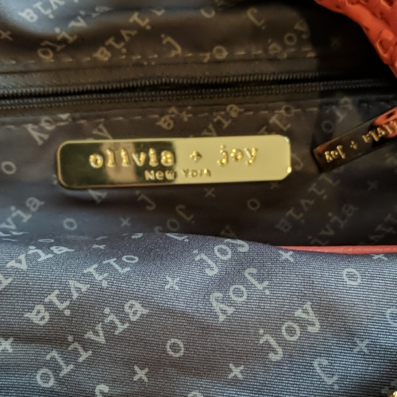 OLIVIA & JOY coral mesh faux leather purse nwot - Picture 4 of 6